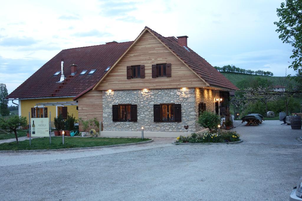 Weingut Primus Südsteiermark Spielfeld Exterior foto