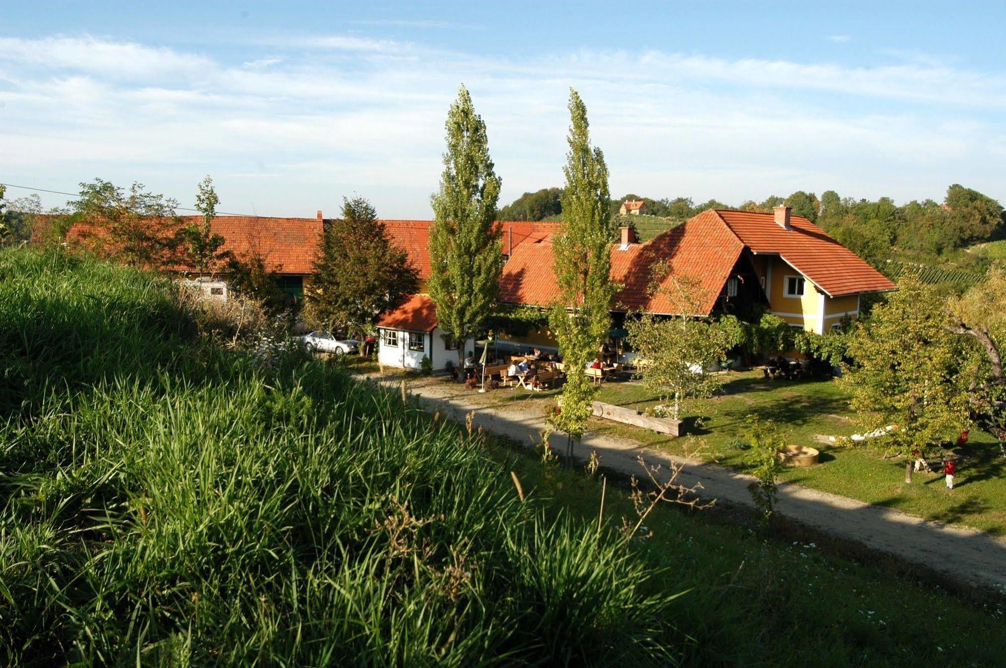 Weingut Primus Südsteiermark Spielfeld Exterior foto