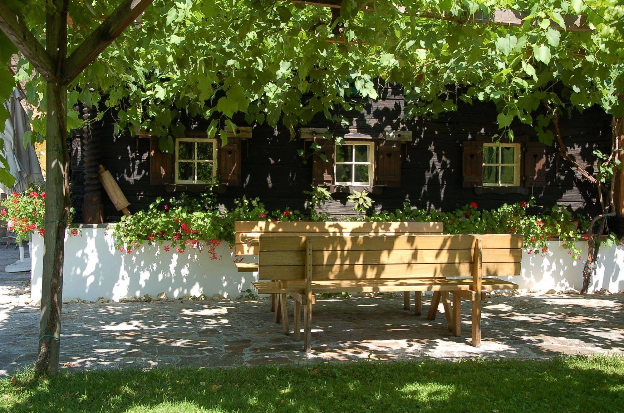 Weingut Primus Südsteiermark Spielfeld Exterior foto